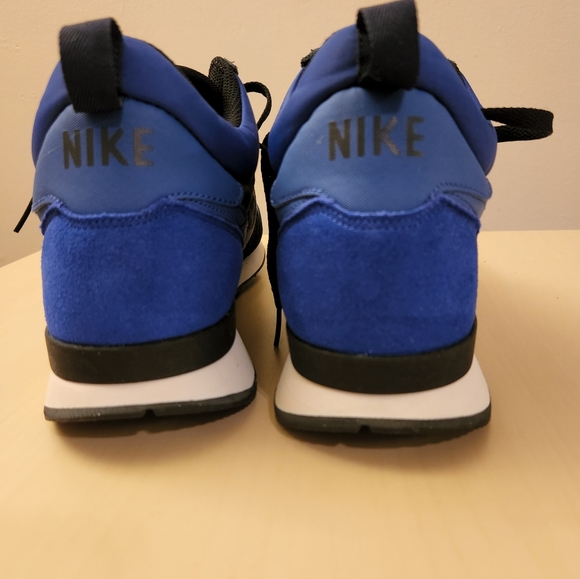 Nike men's sneakers size 13 they run small - Picture 3 of 10